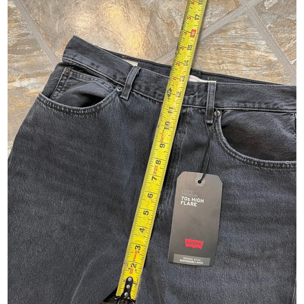 Levi's Premium 70s High Flare Jeans Women 30 Black NEW High Rise Denim - Picture 9 of 11